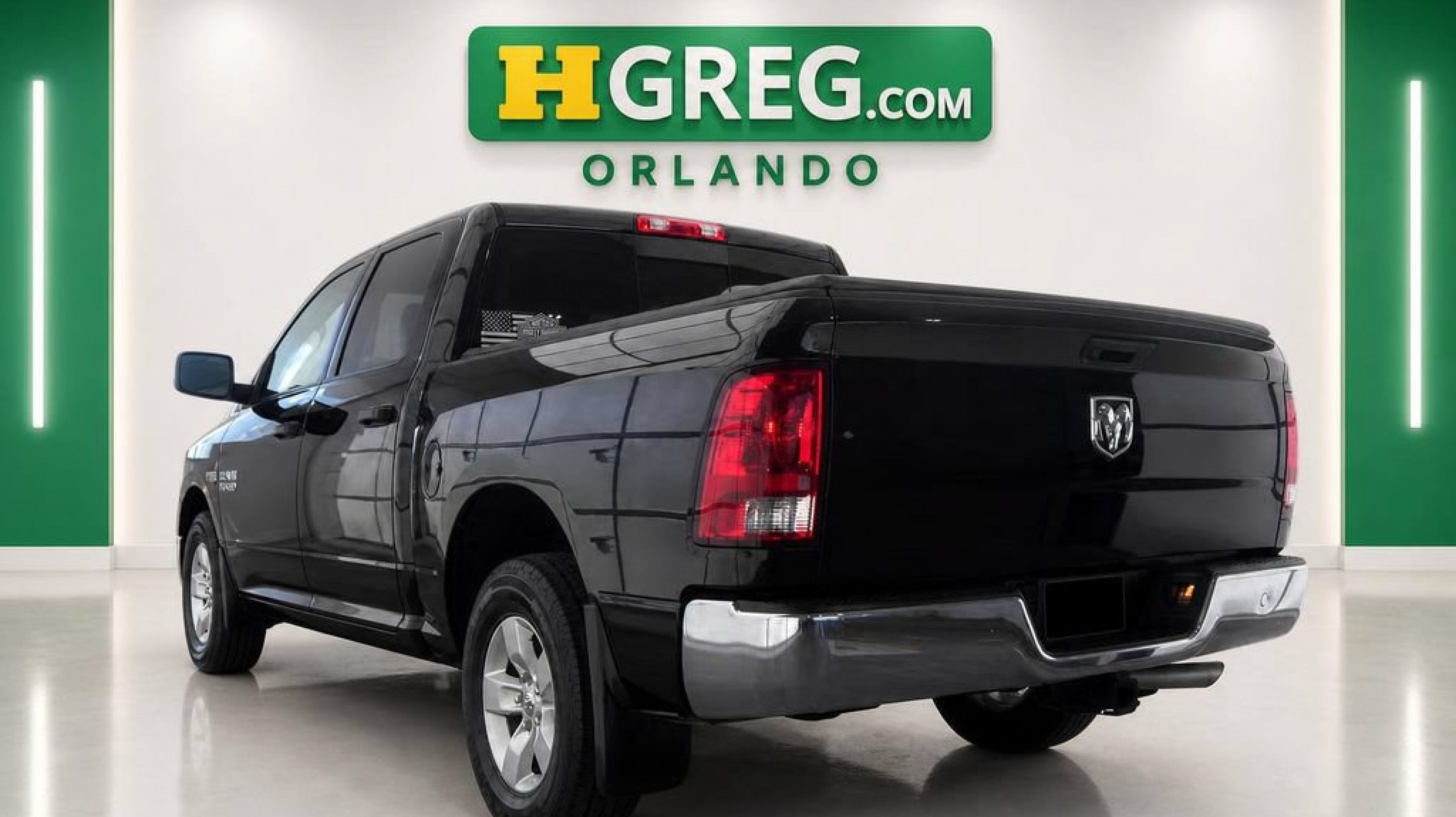 ram ram 1500 classic 2020 3C6RR6KT8LG130235 image ram ram 1500 classic 2020 3C6RR6KT8LG130235 image